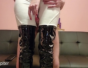 Behind the Scenes, Thigh Fucking